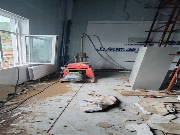 镇宁地基基础下沉墙体裂缝加固注浆顶升施工